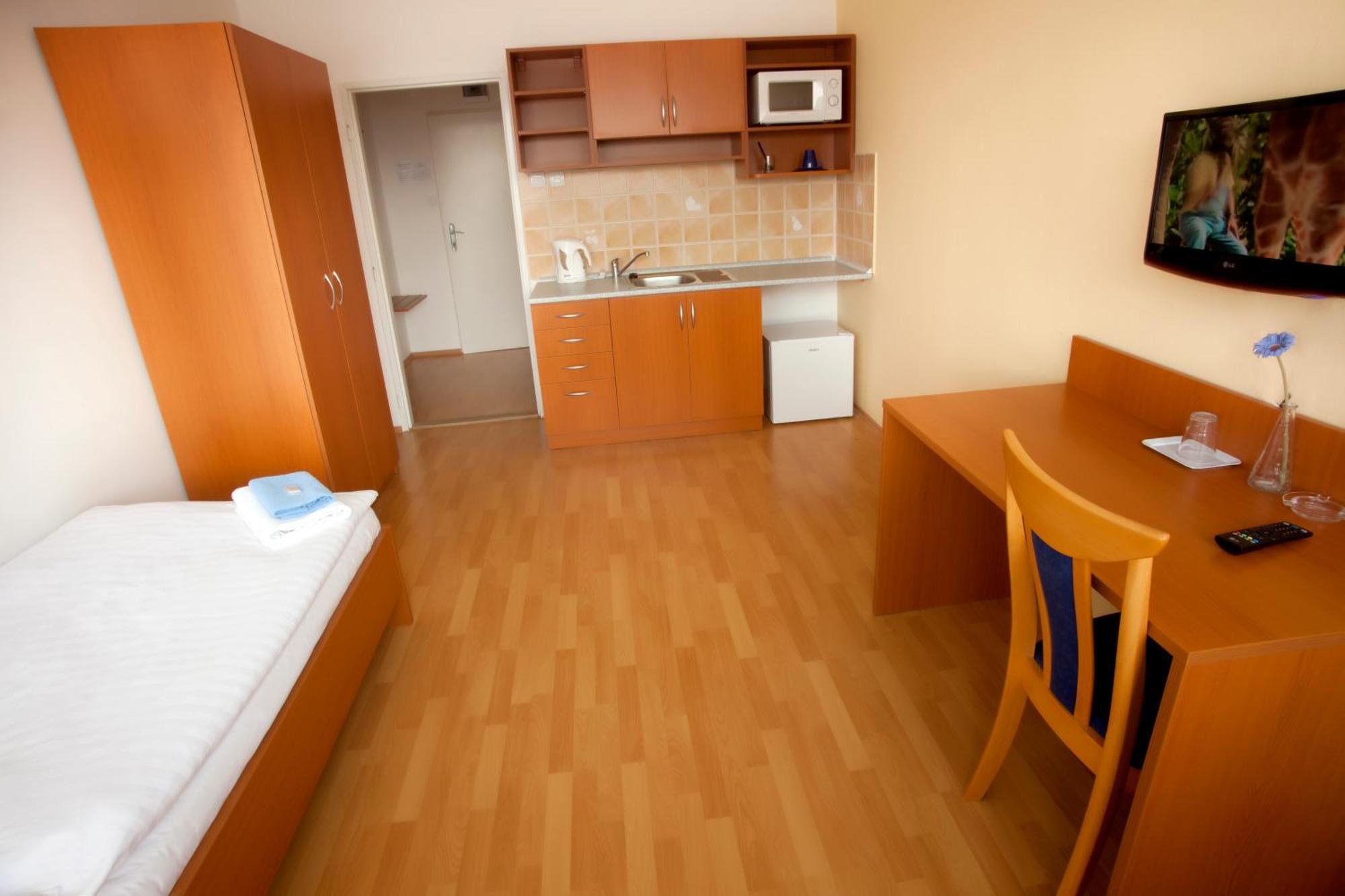 Hotel Veronika Ostrava Dış mekan fotoğraf